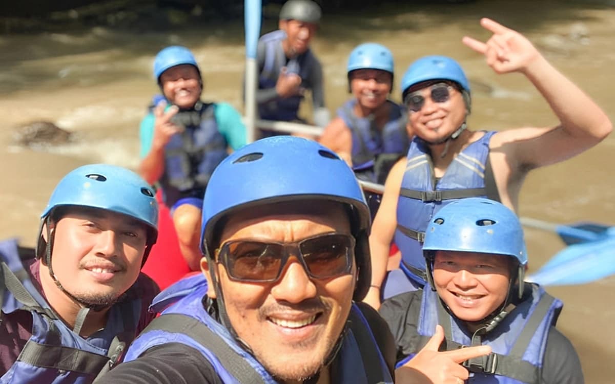 Ayung River Rafting Group Photo
